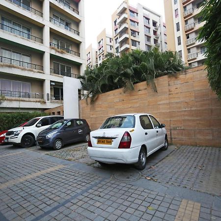 Capital O 10212 Hotel West Willows Xanadu Καλκούτα Εξωτερικό φωτογραφία