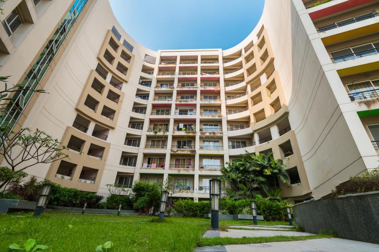 Capital O 10212 Hotel West Willows Xanadu Καλκούτα Εξωτερικό φωτογραφία