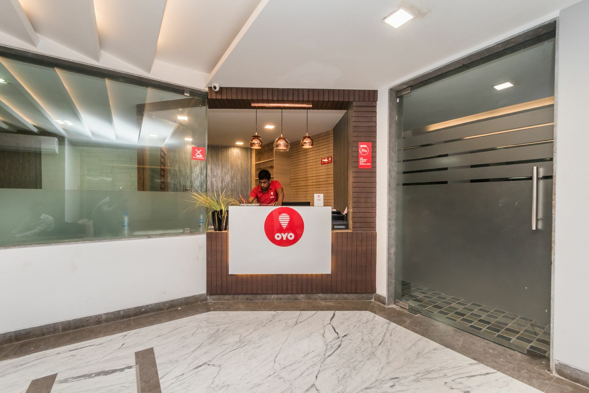 Capital O 10212 Hotel West Willows Xanadu Καλκούτα Εξωτερικό φωτογραφία